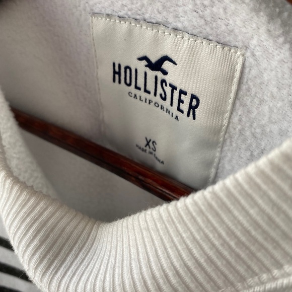Hollister Cropped Sweater - Picture 4 of 5
